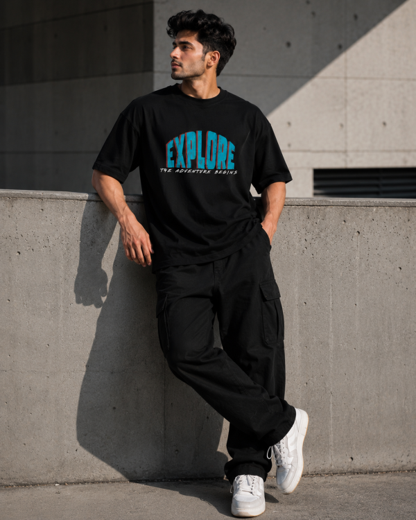EXPLORE OVERSIZED T-SHIRT – BLACK
